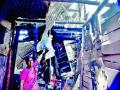 ...उरल्या सुरल्या संसारासाठी - Marathi News | ... for the rest of the world | Latest nashik News at Lokmat.com