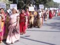 बीडमध्ये फसलेल्या गुंतवणूकदारांचा मोर्चा - Marathi News | Protest rally of Investors' Forum in Beed | Latest beed News at Lokmat.com