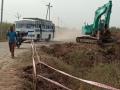 कोरीट फाट्याजवळील रस्ता काम अखेर सुरू - Marathi News | Road work near Korit Fateh finally started | Latest nandurbar News at Lokmat.com