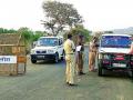 राज्यातील प्रवाशांची मध्यप्रदेशाच्या सीमेवर तपासणी - Marathi News | Inspection of passengers in the state at the border of Madhya Pradesh | Latest amravati News at Lokmat.com