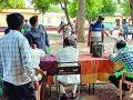 बुलडाणा: बाहेरून आलेल्या २० हजार नागरिकांची तपासणी - Marathi News | Buldana: An investigation of 20 Thousand citizens from outside | Latest buldhana News at Lokmat.com