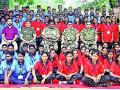 आदिवासी विद्यार्थ्यांना महाराष्ट्र दर्शन - Marathi News | Tribal students in Maharashtra Darshan | Latest gadchiroli News at Lokmat.com