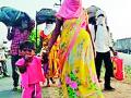 गर्भवती महिलेचा ६०० किमी.चा पायी प्रवास - Marathi News | Pregnant woman walks 600 km on foot | Latest gondia News at Lokmat.com