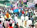 सटाणा येथे कांद्याला अवघा ४० पैसे भाव - Marathi News | Onion costs 40 paisa at Satana | Latest nashik News at Lokmat.com