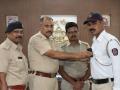 वाहतुकीच्या नियकांकरीता ग्रामिण पोलिसांना बॉडी वॉर्न कॅमेरे वाटप - Marathi News | Distribute body warp cameras to rural police for traffic controllers | Latest nashik News at Lokmat.com