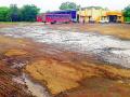 दिग्रस येथील एसटी बसस्थानक परिसर बनला समस्यांचे माहेरघर - Marathi News | ST bus station area in Digras became the home of problems | Latest yavatmal News at Lokmat.com
