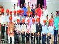 शहिदांच्या कुटुंबीयांसह सैनिकांचा सन्मान - Marathi News |  Honor of soldiers including family of martyrs | Latest nashik News at Lokmat.com