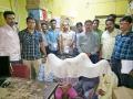 दोन माऊझरसह काडतूस जप्त - Marathi News | daona-maaujharasaha-kaadatauusa-japata | Latest nagpur News at Lokmat.com