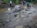 अचलपूर-परतवाड्यातील रस्ते उठलेत नागरिकांच्या जिवावर - Marathi News | Roads in Achalpur-backyard have risen to the death of citizens | Latest amravati News at Lokmat.com