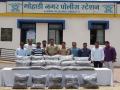 धुळ्यात पाच लाखांचा गांजा जप्त, दोन अटकेत - Marathi News | Five lakhs of ganja seized in Dhule, two arrested | Latest dhule News at Lokmat.com
