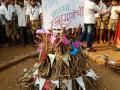 पिसवली शाळेतील मुलांनी केली वाईट विचारांची होळी - Marathi News | Piswali school kids have thought bad thoughts of Holi | Latest thane News at Lokmat.com