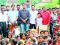 मानधनाच्या पैशातून चिमुकल्यांसोबत दिवाळी - Marathi News | Diwali with Wives From Honor Money | Latest gondia News at Lokmat.com