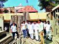 शिंदे गावालगतचा भरावाचा प्रश्न मार्गी - Marathi News |  The question of Shinde's Gwalwadi payout will be resolved | Latest nashik News at Lokmat.com