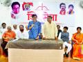 नेत्यांसमोरच तक्रारींचा पाढा - Marathi News | Complain before the leaders | Latest nashik News at Lokmat.com