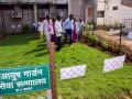 प्राथमिक आरोग्य केंद्रांमध्ये ‘आयुष गार्डन’ : अमन मित्तल, सेवा रुग्णालयाला भेट - Marathi News | 'AYUSH GARDEN' in Primary Health Centers: Aman Mittal, Visit to Service Hospital | Latest kolhapur News at Lokmat.com