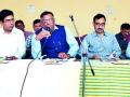 सफाई कामगारांना योजनेतून घर द्या - Marathi News | Give cleanliness to the workers | Latest chandrapur News at Lokmat.com
