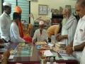 धुळे येथील वाग्देवता मंदिरास संभाजी भिडे गुरूजी यांची भेट  - Marathi News | Sambhaji Bhide Guruji visits Vagdevata temple in Dhule | Latest dhule News at Lokmat.com