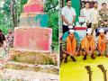 नक्षल्यांची दोन स्मारके उद्ध्वस्त - Marathi News | nakasalayaancai-daona-samaarakae-udadhavasata | Latest gadchiroli News at Lokmat.com