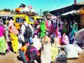 रोजगाराअभावी मजुरांचे स्थलांतर ! - Marathi News | Migration of laborers due to lack of employment! | Latest nashik News at Lokmat.com