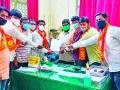 शिवसेनेच्या वतीने निवेदन - Marathi News | Statement on behalf of Shiv Sena | Latest nashik News at Lokmat.com