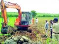 वन विभागाची अतिक्रमण हटाओ मोहीम - Marathi News | The encroachment of the forest department is removed | Latest yavatmal News at Lokmat.com