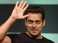 Salman Khan Birthday : एकटा जीव अन् करोडोंचा मालक, सल्लूभाईच्या संपत्तीचा आकडा वाचून डोळे पांढरे होतील! - Marathi News | Salman Khan Birthday BHAIJAAN Net Worth 2023 Income Assets House | Latest filmy Photos at Lokmat.com