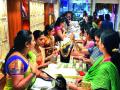 मुहूर्ताच्या खरेदीला उधाण ! - Marathi News |  Muhurt's purchase spill! | Latest nashik News at Lokmat.com