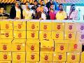 भद्रावतीत ३३ लाखांचा दारूसाठा जप्त - Marathi News | In Shadra, Rs. 33 lakhs worth of liquor was seized | Latest chandrapur News at Lokmat.com