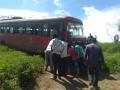 चालकाच्या शॉटकटमुळे प्रवाश्यांवर ओढवले संकट - Marathi News |  Driver's shortcut puts passengers at risk | Latest nashik News at Lokmat.com