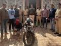 भुुसावळ बसस्थानक परिसरात दुचाकी चोरट्यास अटक - Marathi News | Two-wheeler thief arrested in Bhusawal bus stand area | Latest jalgaon News at Lokmat.com