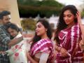 PHOTOS : नेटकरी धनुषच्या ‘बहिणी’वर फिदा , कोण आहे ही ग्लॅमर गर्ल? - Marathi News | know about Smruthi Venkat Onscreen Sister Of Dhanush In Maaran Movie | Latest filmy Photos at Lokmat.com