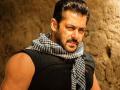 'या' कारणामुळे सध्या जिममध्ये राहण्याची वेळ आलीय सलमान खानवर - Marathi News | salman khan is not going back to home in bandra mumbai after shooting | Latest filmy News at Lokmat.com