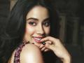 Oops! जान्हवी कपूरला पाहून पापाराझींना आठवली सारा अली खान...!! - Marathi News | Oops! Paparazzi mistake Janhvi Kapoor for Sara Ali Khan | Latest filmy News at Lokmat.com