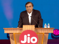JIO वर तीन लाख कोटींचे कर्ज, जपानची कंपनी गुंतवणूक करणार   - Marathi News | Softbank investing in Jio as Mukesh Ambani deleverages business | Latest international News at Lokmat.com