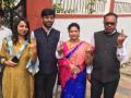 जिल्हा परिषद निवडणूक; बावनकुळे यांनी सहकुटुंब बजावला मतदानाचा हक्क - Marathi News | District Council Elections; Bawankule voted with his family | Latest nagpur News at Lokmat.com