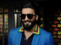 Birthday Special : कधी काळी रणवीर सिंगला वाटावा लागला चहा, आज आहे सुपरस्टार!! - Marathi News | Birthday Special: Ranveer Singh life unknown facts | Latest filmy News at Lokmat.com