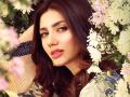 भारताशी नातं सांगणारी महिरा खान आहे कशी? - Marathi News | Mahira khan in real life | Latest filmy Videos at Lokmat.com