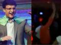 दादा की दिवानगी! सौरव गांगुलीचा 'हा' फोटो होतोय वायरल - Marathi News | This photo of Sourav Ganguly is going viral | Latest cricket News at Lokmat.com