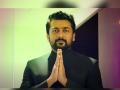Suriya : दिलदार सुपरस्टार! फॅनच्या मृत्यूनंतर मुलीच्या शिक्षणाचा उचलला खर्च; परिवारालाही मदत - Marathi News | Suriya visits fan house after his death promised to get a job for wife | Latest filmy News at Lokmat.com