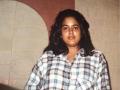 ओळखलंत का? सोशल मीडियावर या अभिनेत्रीने शेअर केला जुना फोटो - Marathi News | Sameera Reddy Share Throwback Picture Here See | Latest filmy News at Lokmat.com