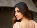 ‘हॉट’ मौनी रॉयचे ‘हॉट’ फोटो क्षणात झाले व्हायरल, एकदा पाहाच! - Marathi News | mouni roy shares a picture from her-holiday | Latest filmy News at Lokmat.com