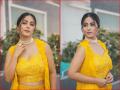 Hina Khan: हिना खानचा देसी लूक, पिवळ्या रंगाच्या लहेंगा-चोलीमध्ये अभिनेत्री दिसली खूपच सुंदर - Marathi News | Hina Khan wreaked havoc wearing a yellow lehenga-choli pictures in the internet | Latest filmy Photos at Lokmat.com