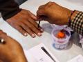 Maharashtra Election 2019; मतदानासाठी आल्या १०९३६ शाईच्या बाटल्या - Marathi News | 499 ink bottles for voting | Latest solapur News at Lokmat.com