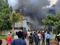 Pune MIDC fire: मृतांमध्ये महिलांची संख्या जास्त,अनेकांचा घरचा कमावणारा आधार गेला - Marathi News | How did a woman die in a fire in Pirangut in Pune? | Latest pune News at Lokmat.com