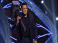 Bigg Boss 14: सच्चा गेम खेलो...! टीआरपी घोटाळ्यावर सलमान खानने काढला चिमटा - Marathi News | Salman Khan reacts to TRP scam on Bigg Boss 14: Sachcha game khelo | Latest filmy News at Lokmat.com