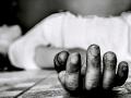 Crime News: आईच्या मृत्यूमुळे भावनिक झाली लंडनहून आलेली महिला डॉक्टर; जांघेतील नस कापून केली आत्महत्या - Marathi News | Emotional News: The death of her mother has caused emotional turmoil for a female doctor from London; Suicide by cutting a vein in the thigh delhi | Latest crime News at Lokmat.com