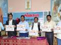 लोकमत ‘स्पर्धेच्या जगात’ लेखमालेचे सोलापूरात प्रकाशन - Marathi News | Publication of Solapur in Lokmat 'The World of Competition' | Latest solapur News at Lokmat.com
