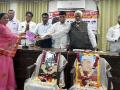 पाचशे मुलांना पुस्तकांचे वाटप - Marathi News | Distribution of books to five hundred children | Latest dhule News at Lokmat.com