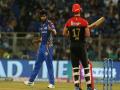 IPL 2019 KKR vs RCB : बुमराहच्या 'या' चेंडूमुळे ABDला घ्यावी लागली विश्रांती, कोहलीची डोकेदुखी - Marathi News | IPL 2019 KKR vs RCB : AB de Villiers is not going to be available for match against KKR | Latest cricket News at Lokmat.com