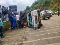 पिरंगुट घाटामध्ये टेम्पोचा अपघात, कामगाराचा जागीच मृत्यू - Marathi News | Tempo accident at Pirangut Ghat, worker dies on the spot | Latest pune News at Lokmat.com